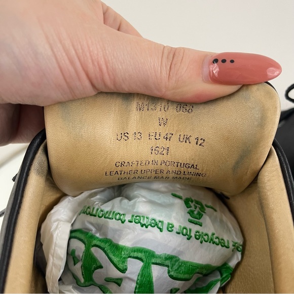 SAMUEL HUBBARD Men’s Black Leather Vibram DressFast Plain Toe Oxford Shoes - Picture 12 of 13